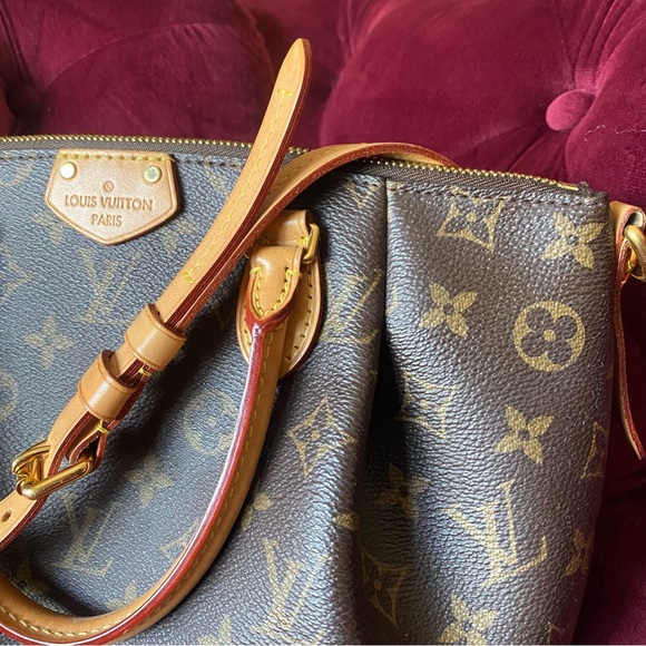 SOLD Authentic Louis Vuitton Monogram Turenne MM Purse Crossbody Pocketbook - Picture 2 of 13